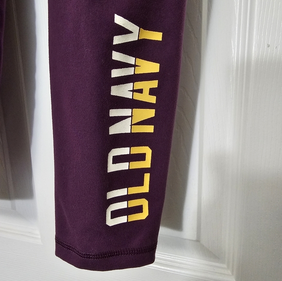 Old Navy athletic leggings - Picture 3 of 3